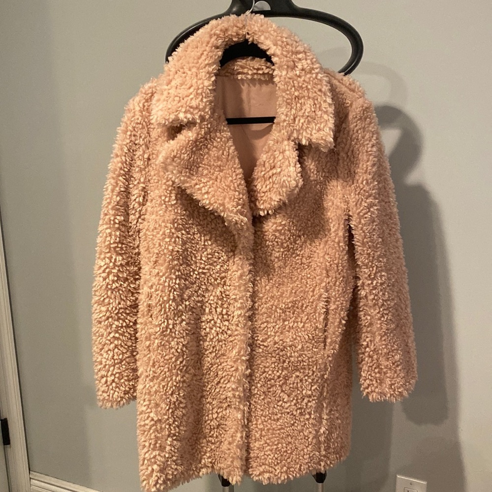 Kensie vintage blush-colored faux fur coat, size M